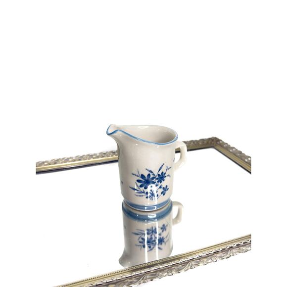 Vintage Jardin 710 Whisper Blue Floral Coffee Tea Creamer Pitcher 60's 70's - Picture 1 of 8